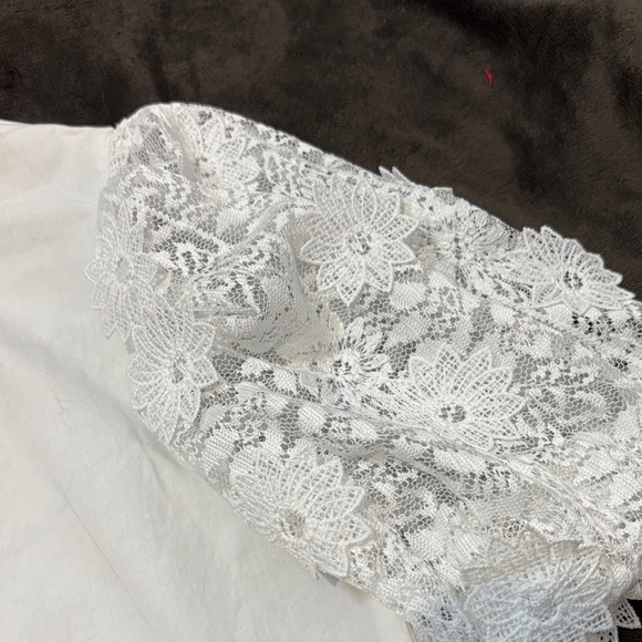 Zara White Lace Sleeve Blouse - Picture 3 of 7